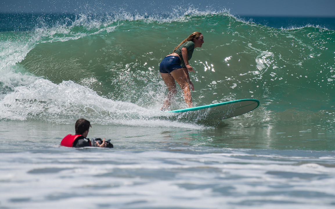 Surf Lessons: Group vs. Private—Which Is the Best Option for Your Progress?